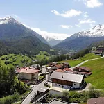 Alpin-1 By Interhome Apartamento