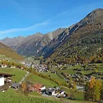 Apartamento Alpin-1 By Interhome